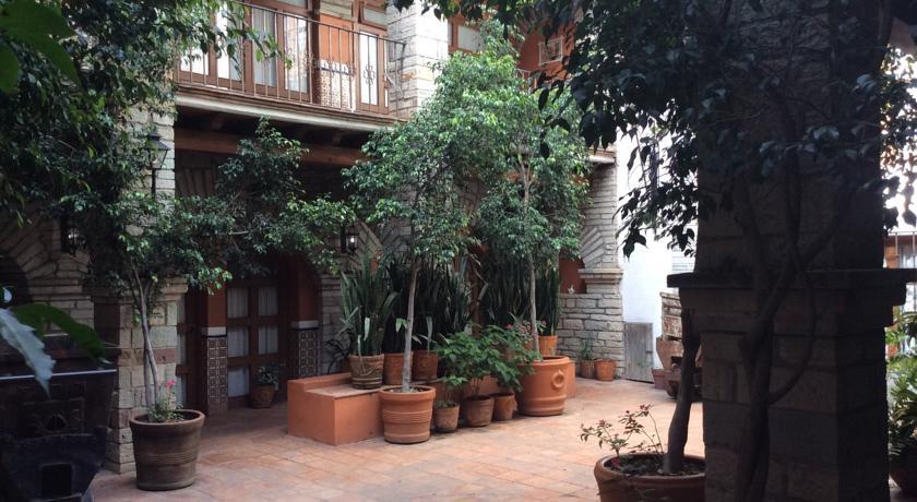 Отель Hotel Socavon