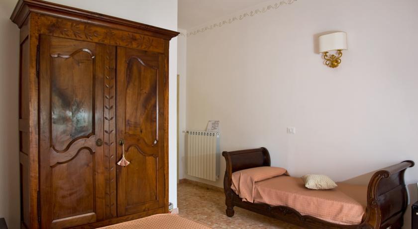 Мини-отель Five Roses Bed & Breakfast