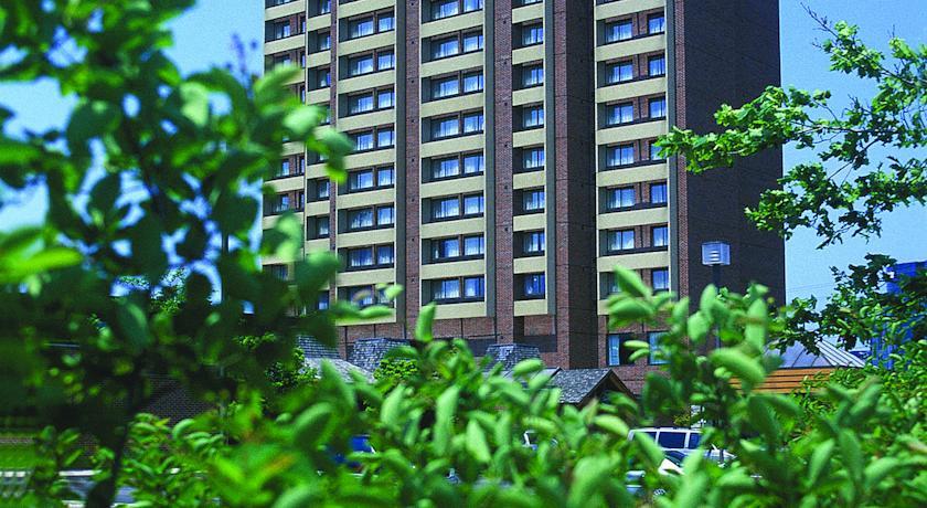 Отель Delta Markham Hotel