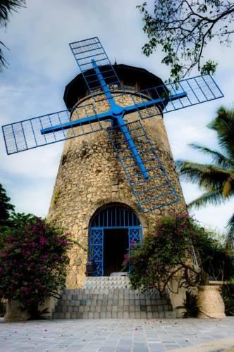 Отель Hotel Eden Palm
