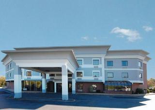 Отель Comfort Suites Newark