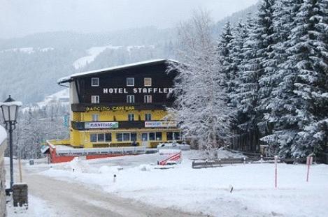 Отель Hotel Staffler
