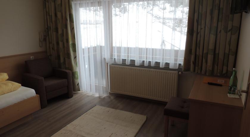 Отель Gasthof Winnebach
