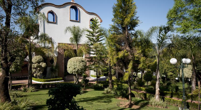 Отель Hotel El Rebozo