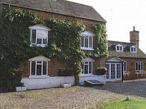 Мини-отель Featherstone Farm Hotel