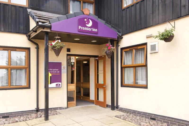 Отель Premier Inn Bolton West