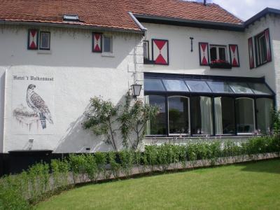 Отель Hotel - Restaurant 't Valkennest