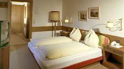 Отель Hotel Unterhof