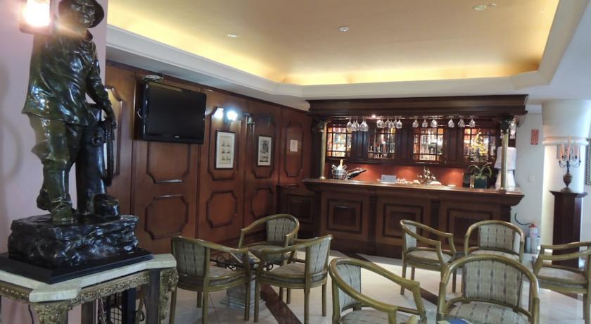 Отель Euro Suit Hotel
