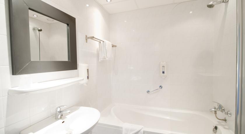 Отель Van Heeckeren Hotel