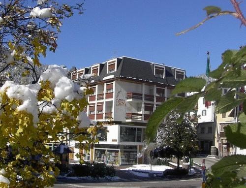 Отель Albergo Aurora