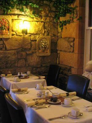 Отель The Rowan Tree Country Hotel