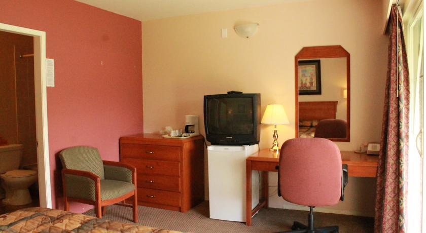 Отель Sahara Courtyard Inn