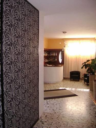Отель Hotel Garden