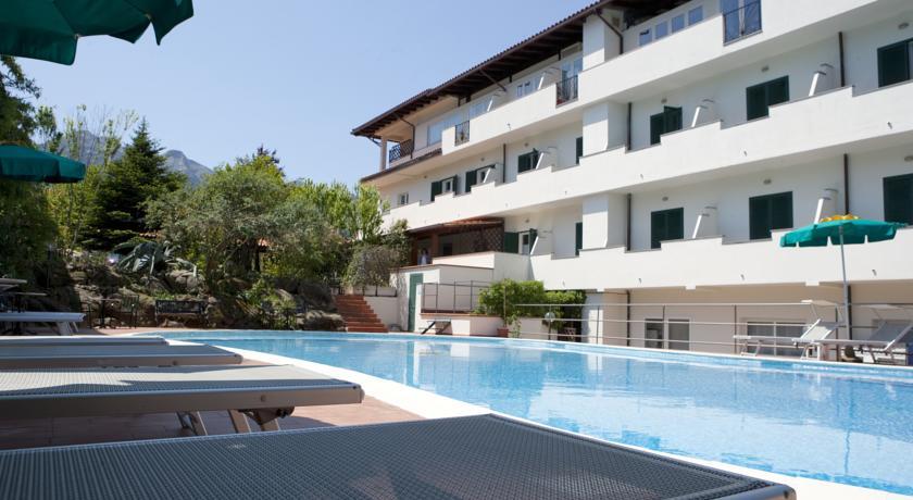 Отель Hotel Tamerici