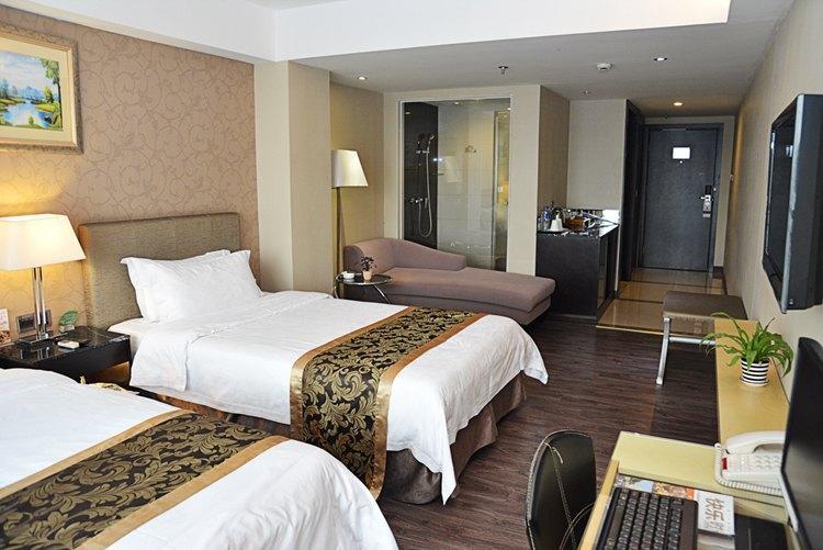 Отель Golden Four Seasons (Changqing Road)