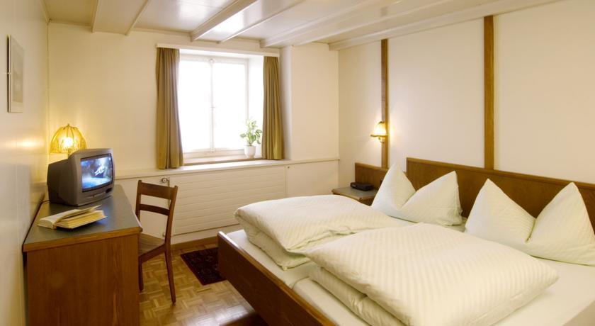 Отель Hotel Landgasthof Hirschen