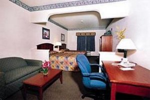 Comfort Suites Northwest Lakeline