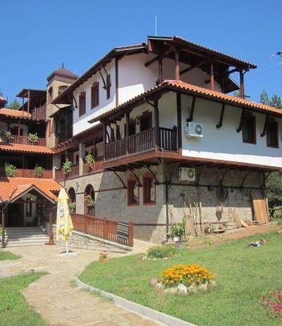 Отель Shtastlivcite Family Hotel