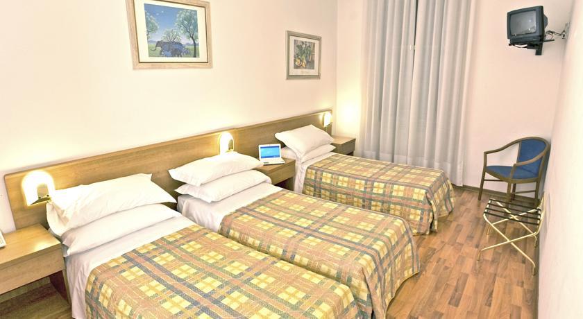 Отель Nuovo Albergo Centro