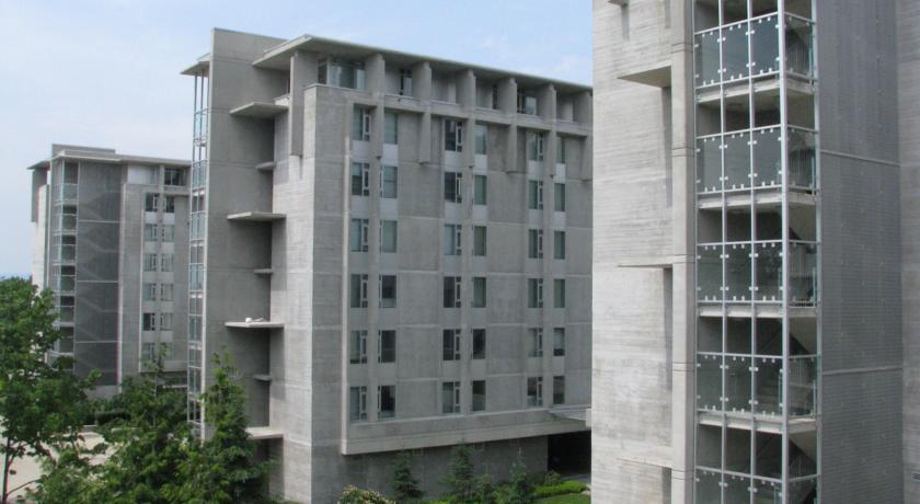 Апартаменты SFU Guest Accommodations