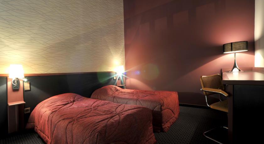Отель Hotel Balladins Villefranche de Rouergue