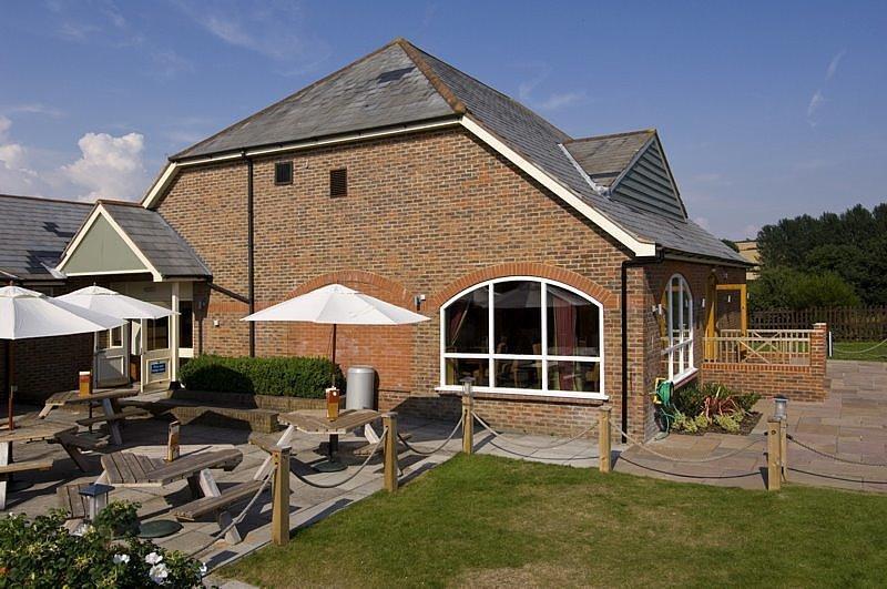 Отель Premier Inn Salisbury
