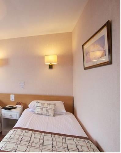 Отель Kings Arms Hotel 