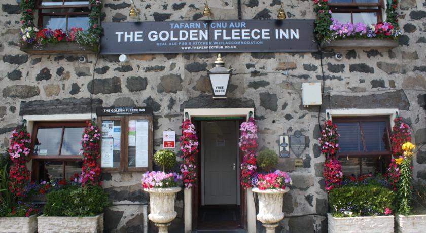 Отель The Golden Fleece Inn