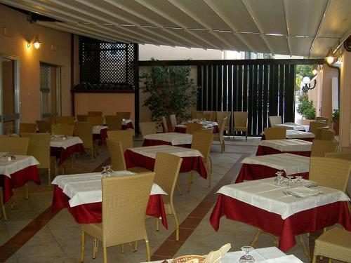 Отель Hotel Al Gabbiano