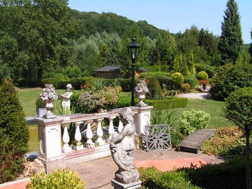 Отель Romantik Parkhotel het Gulpdal