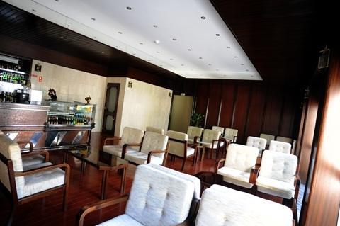 Отель Hotel Colmeia