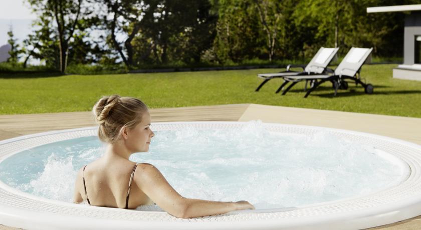 Отель Seminar- und Wellnesshotel Stoos