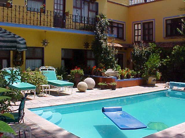 Отель Hacienda de las Flores