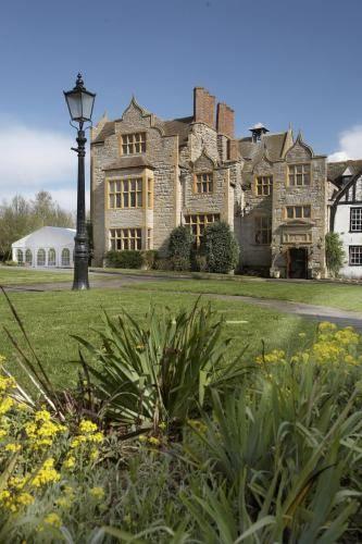 Отель Best Western Salford Hall Hotel