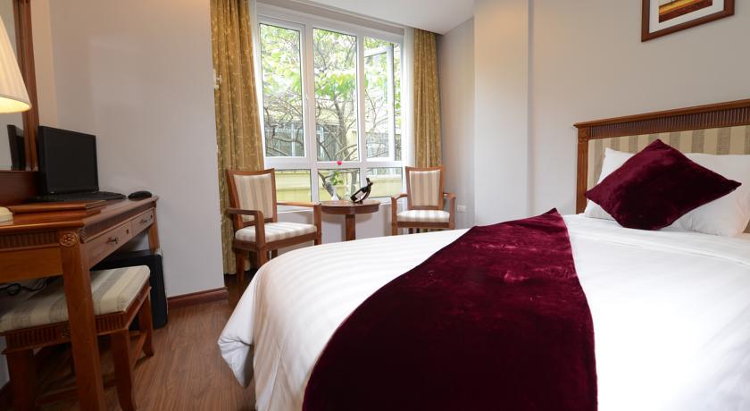 Отель Golden Legend Hotel