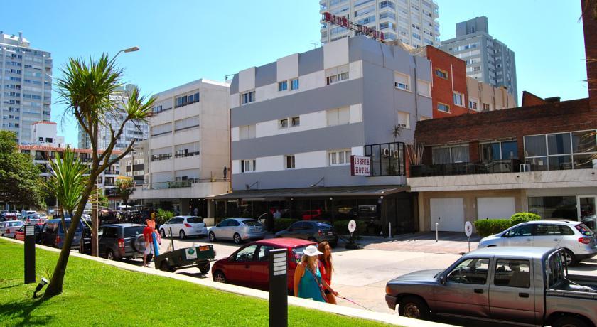 Отель Hotel Iberia