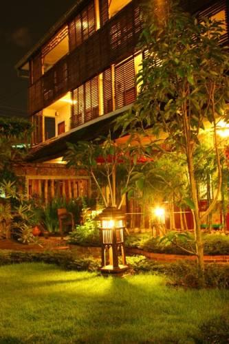 Deejai Backpackers