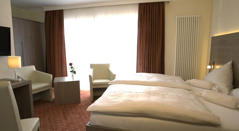 Отель Hotel Forsthaus