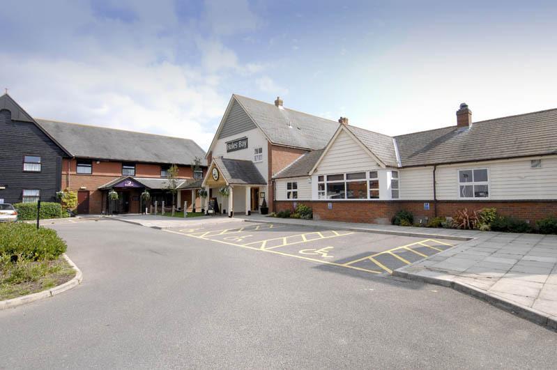 Отель Premier Inn Poole Centre (Holes Bay)