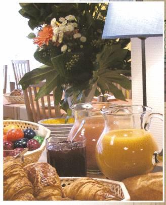 Отель Amadeus Hotel