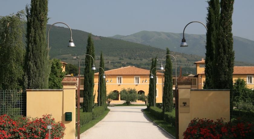 Отель Delfina Palace Hotel