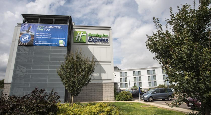 Отель Holiday Inn Express London Stansted