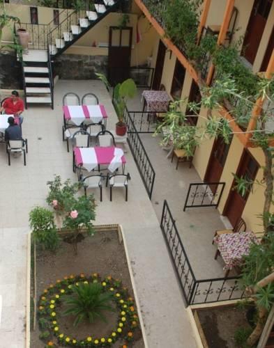 Hotel Sevil Side