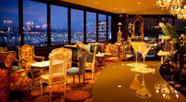 Апартаменты Museum Art Hotel Apartments