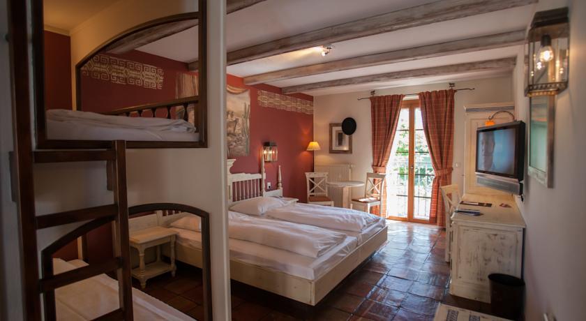 Отель 4-Sterne Erlebnishotel El Andaluz, Europa-Park Freizeitpark & Erlebnis-Resort