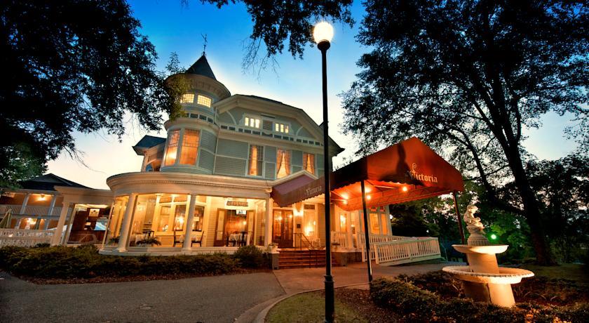 Отель The Victoria Inn