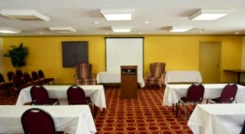 Отель Ramada Inn Tuscaloosa