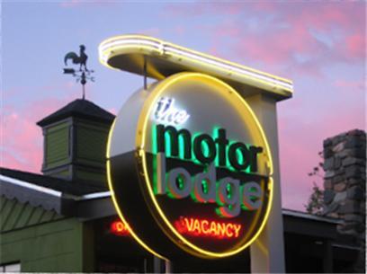 Отель The Motor Lodge