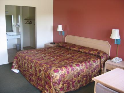Отель Heritage House Motel